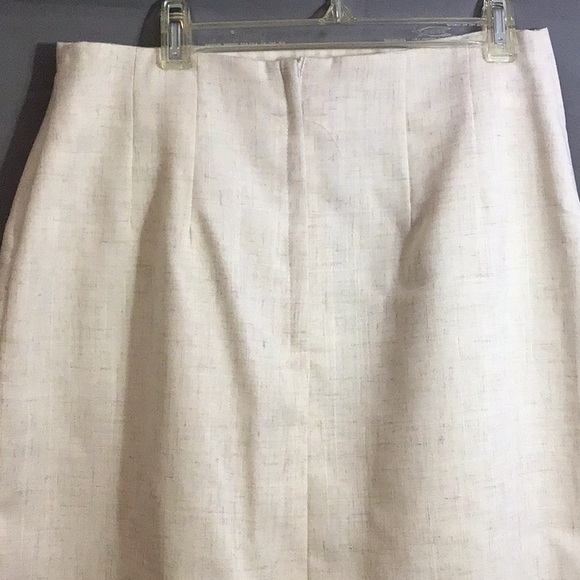NO BRAND TAG … Faux Wrap Skirt w/zipper in back  sz 8  beige & brn - Picture 3 of 7